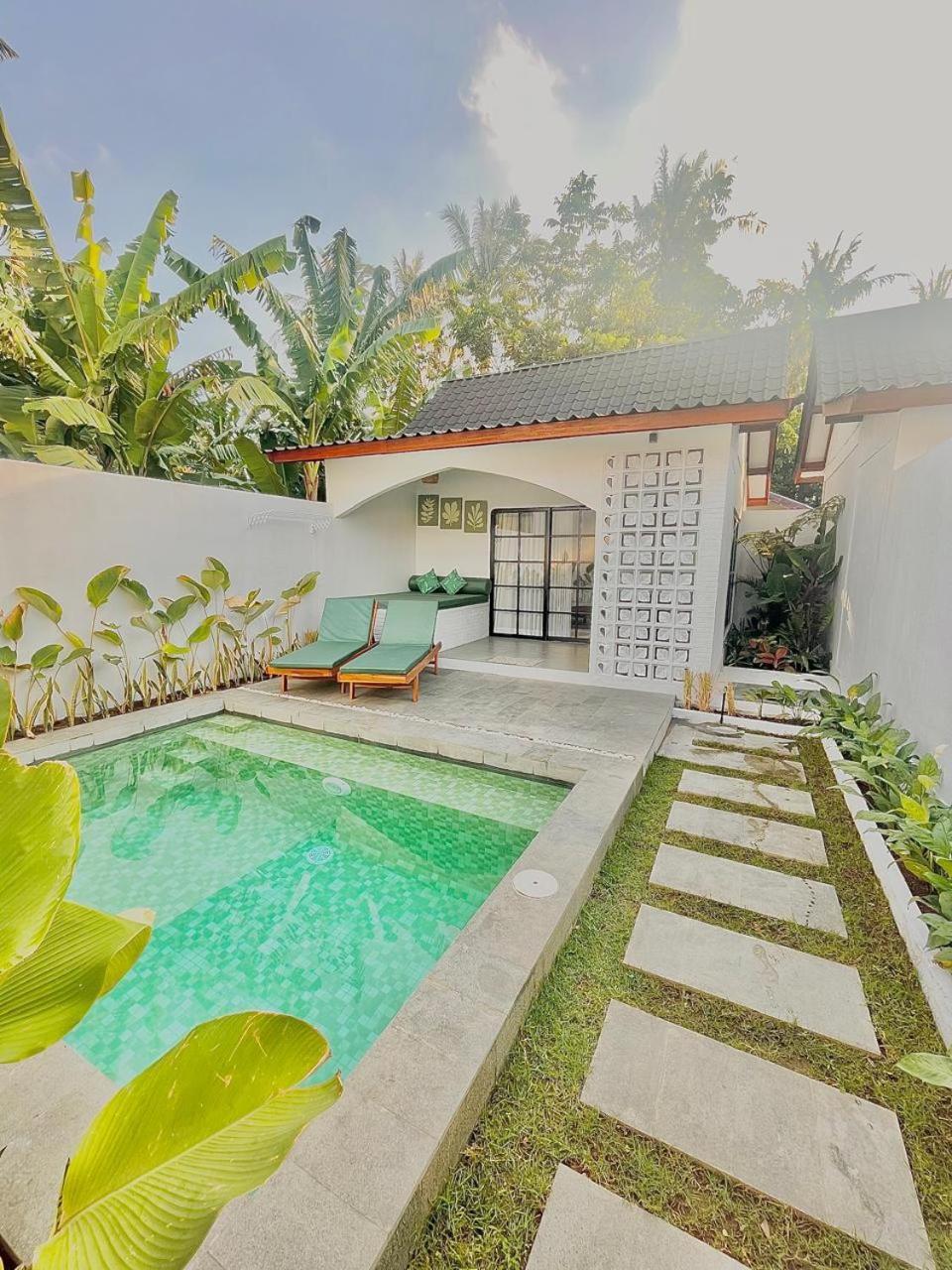 Cozy Cottages Lombok Senggigi Extérieur photo